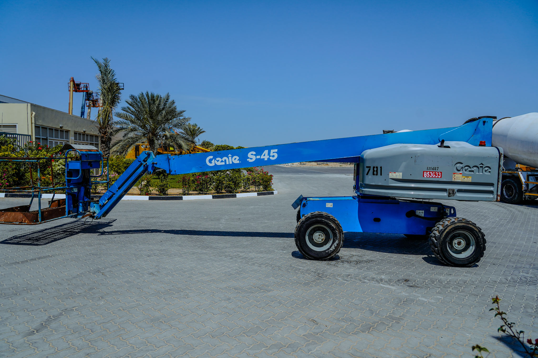 2013 GENIE S45 Boom Lift 13.7m - Image 13