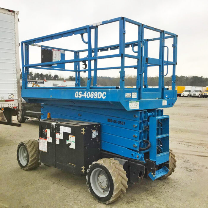 2015 GENIE GS4069 Electric Scissor lift