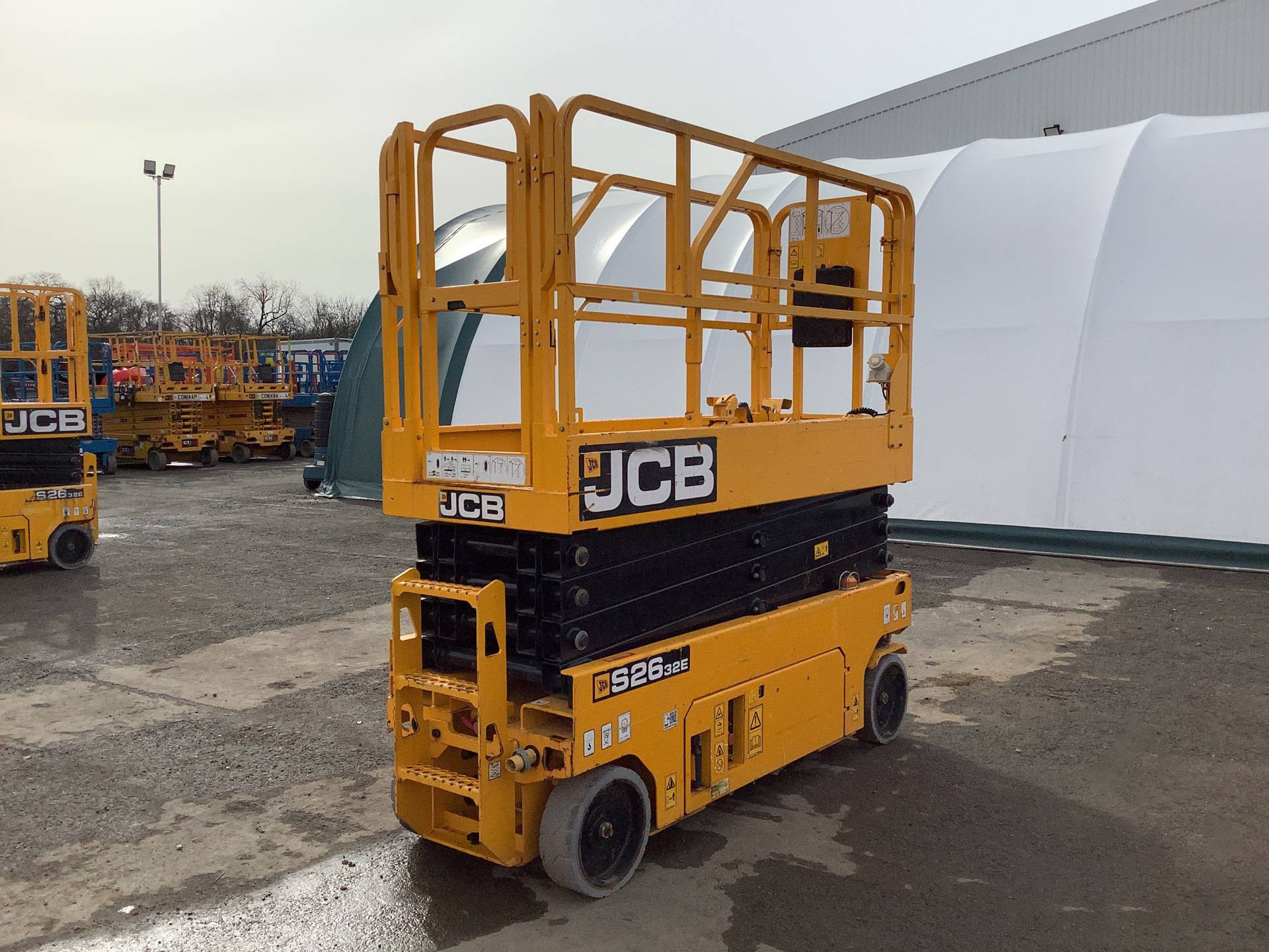 2017 JCB S2632E Electric Scissor lift