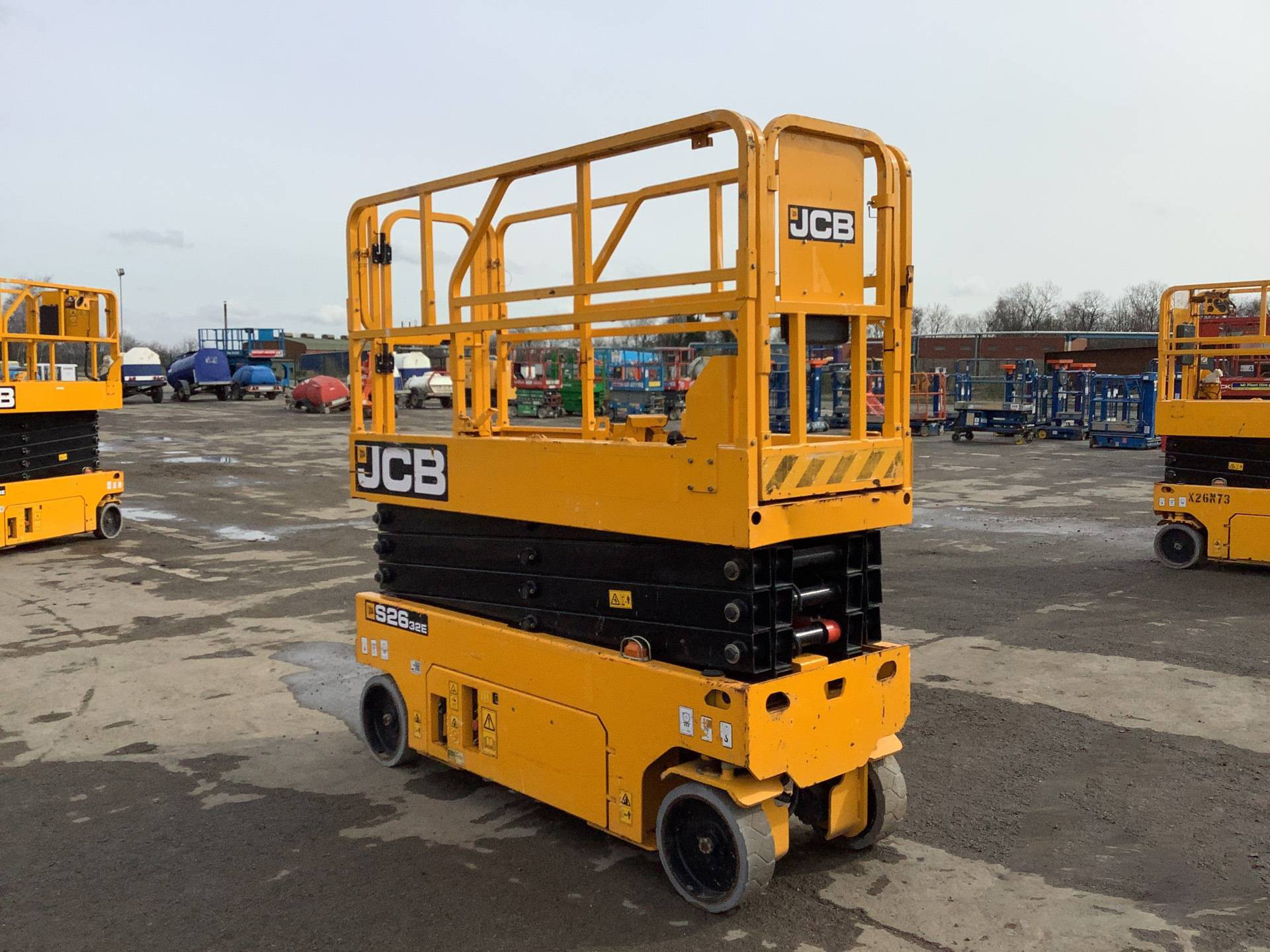 2017 JCB S2632E Electric Scissor lift
