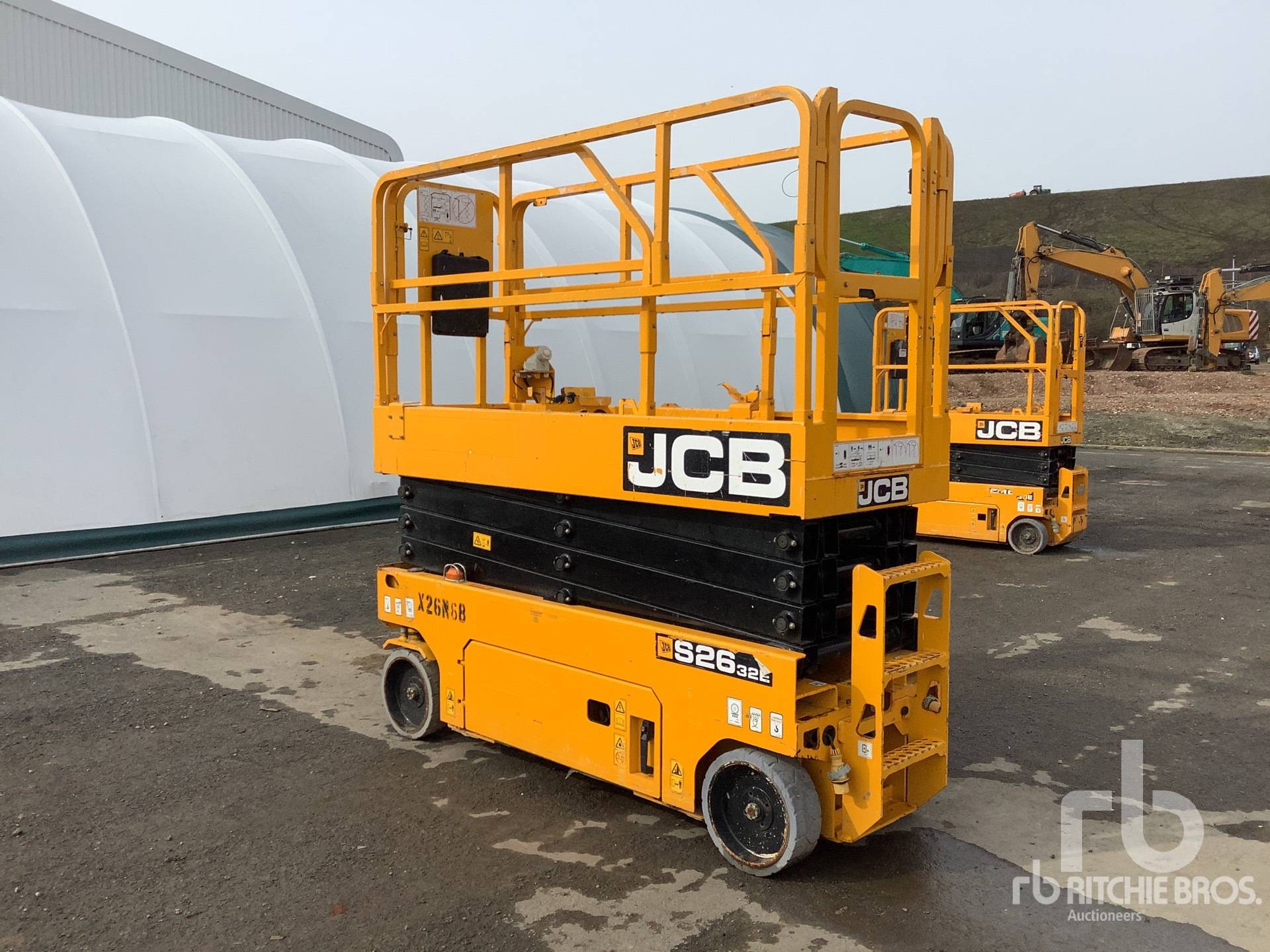 2017 JCB S2632E Electric Scissor lift