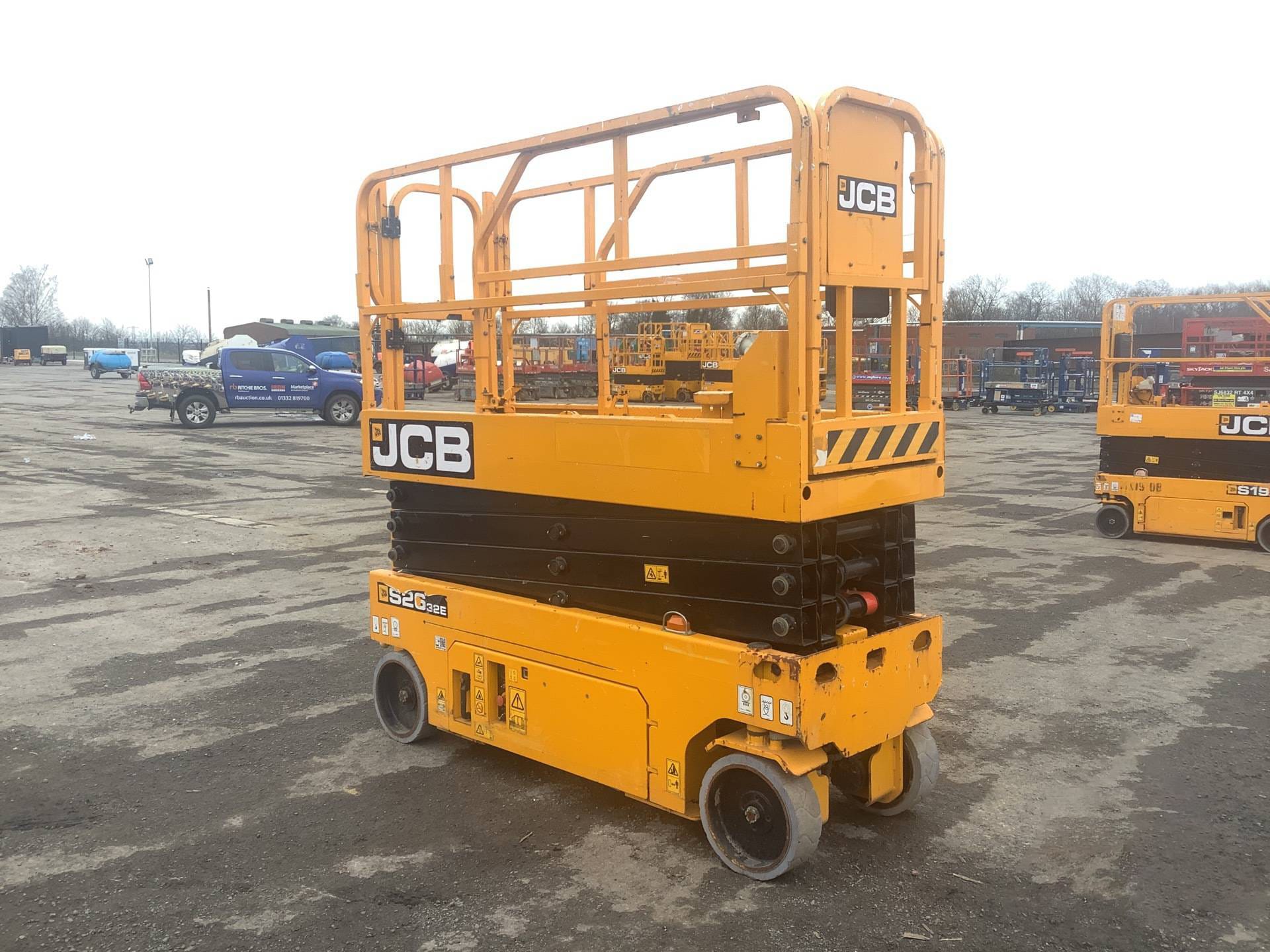 2017 JCB S2632E Electric Scissor lift