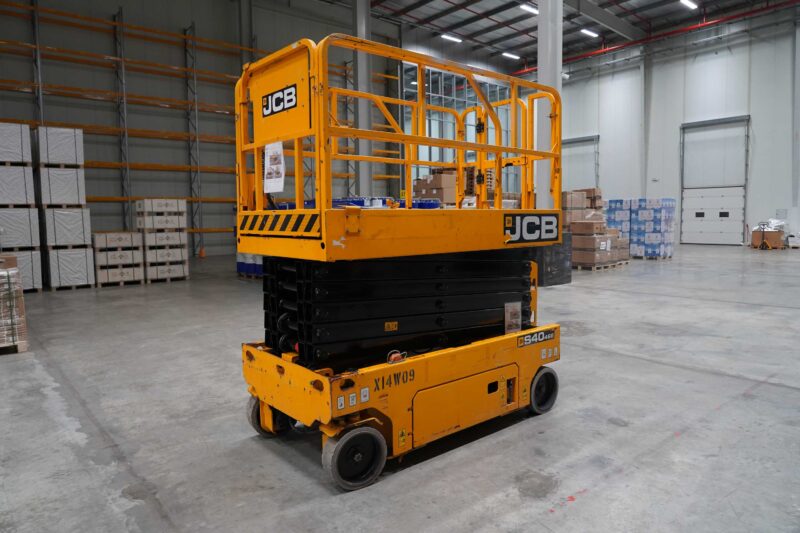 2018 JCB S4046E Electric Scissor lift