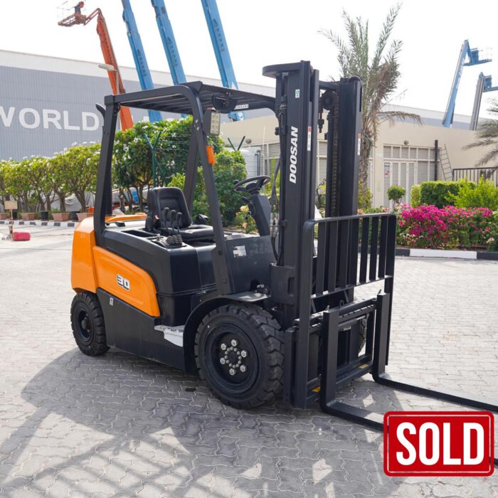 2021 Doosan D30NXP 3 ton Pneumatic Tire Forklift (Unused)