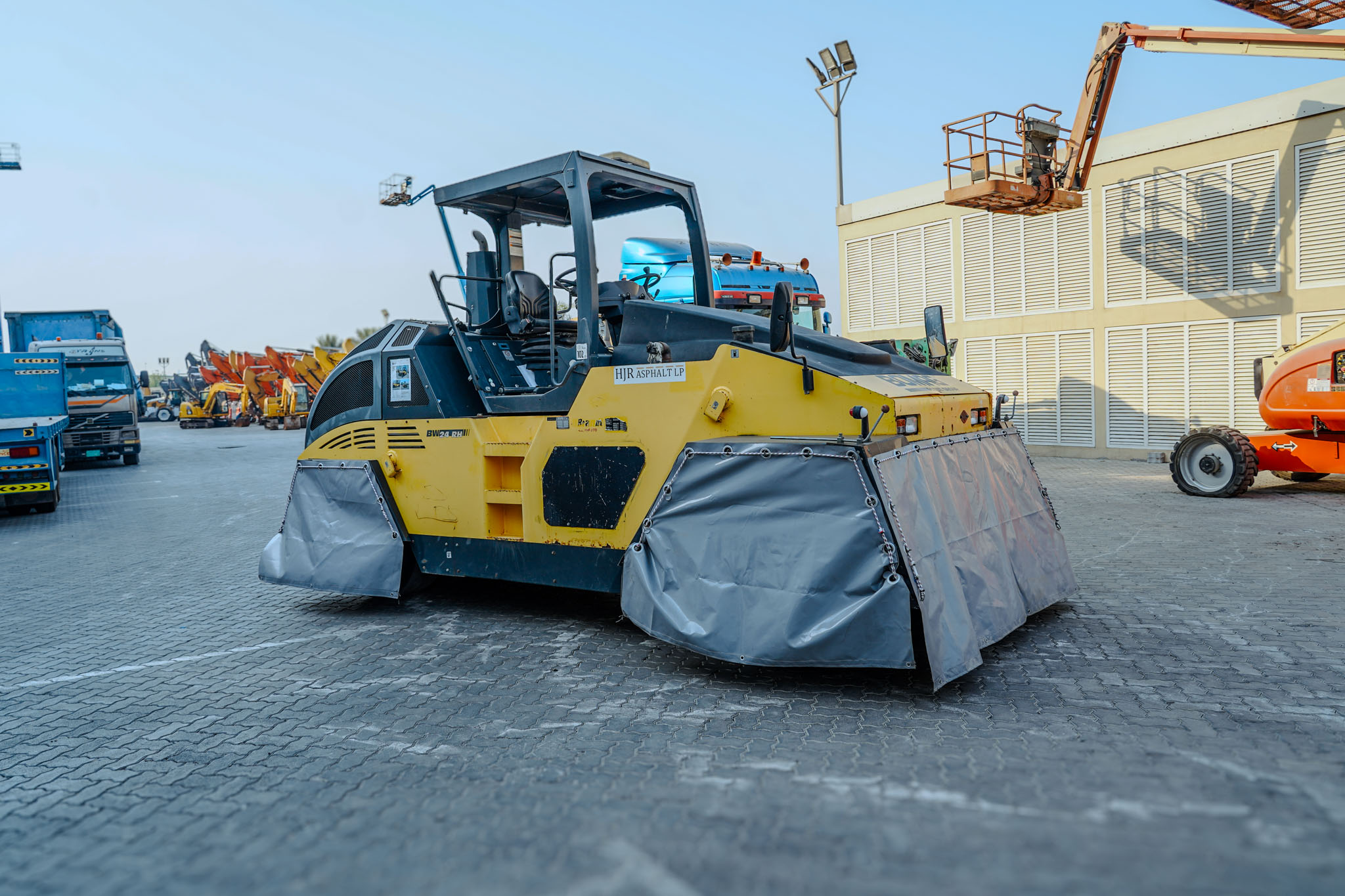2008 BOMAG BW24RH 8 Wheel Roller - Image 14
