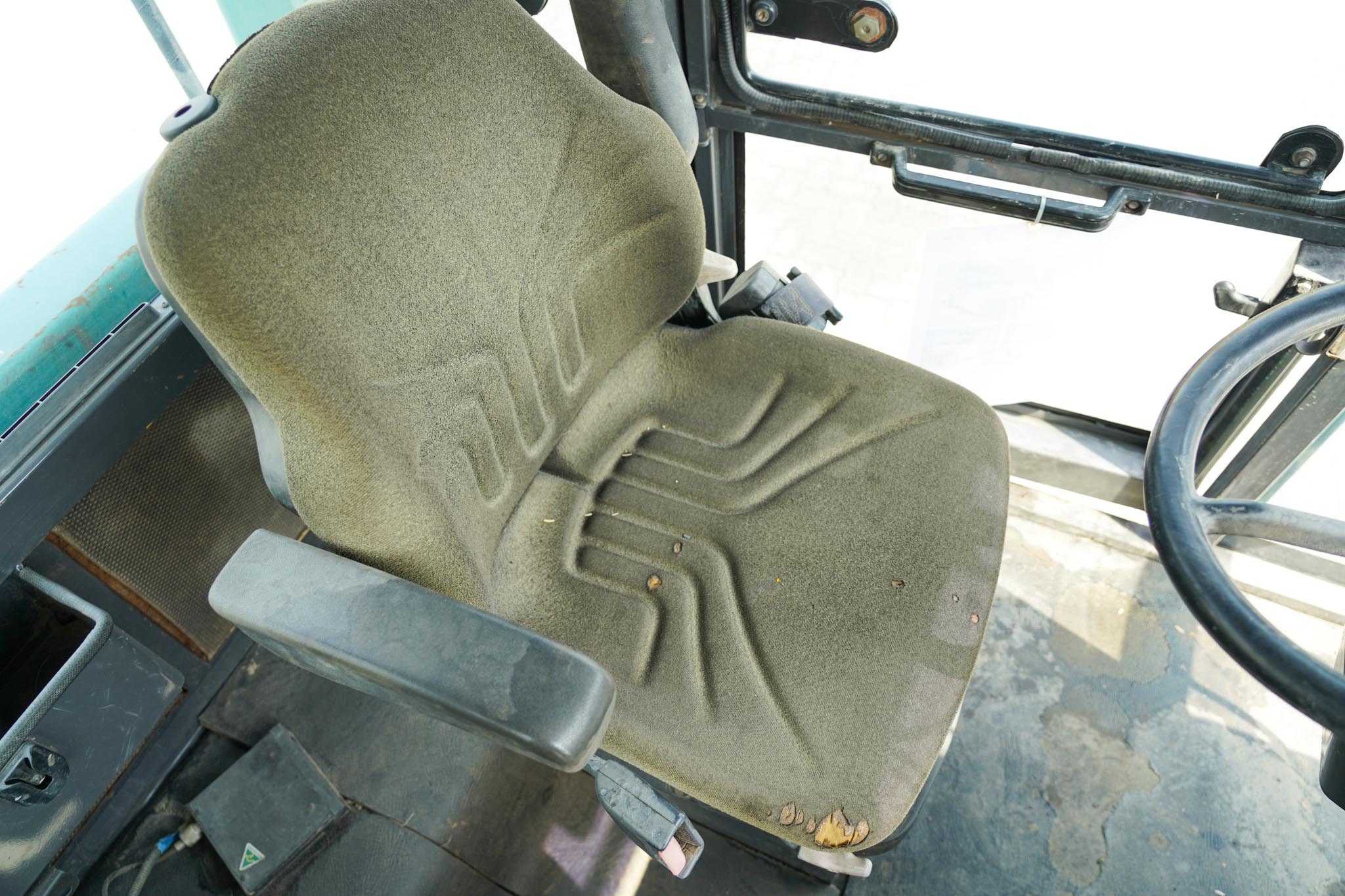 2008 Ammann AP 240 8 Wheel Pneumatic Roller - Image 28