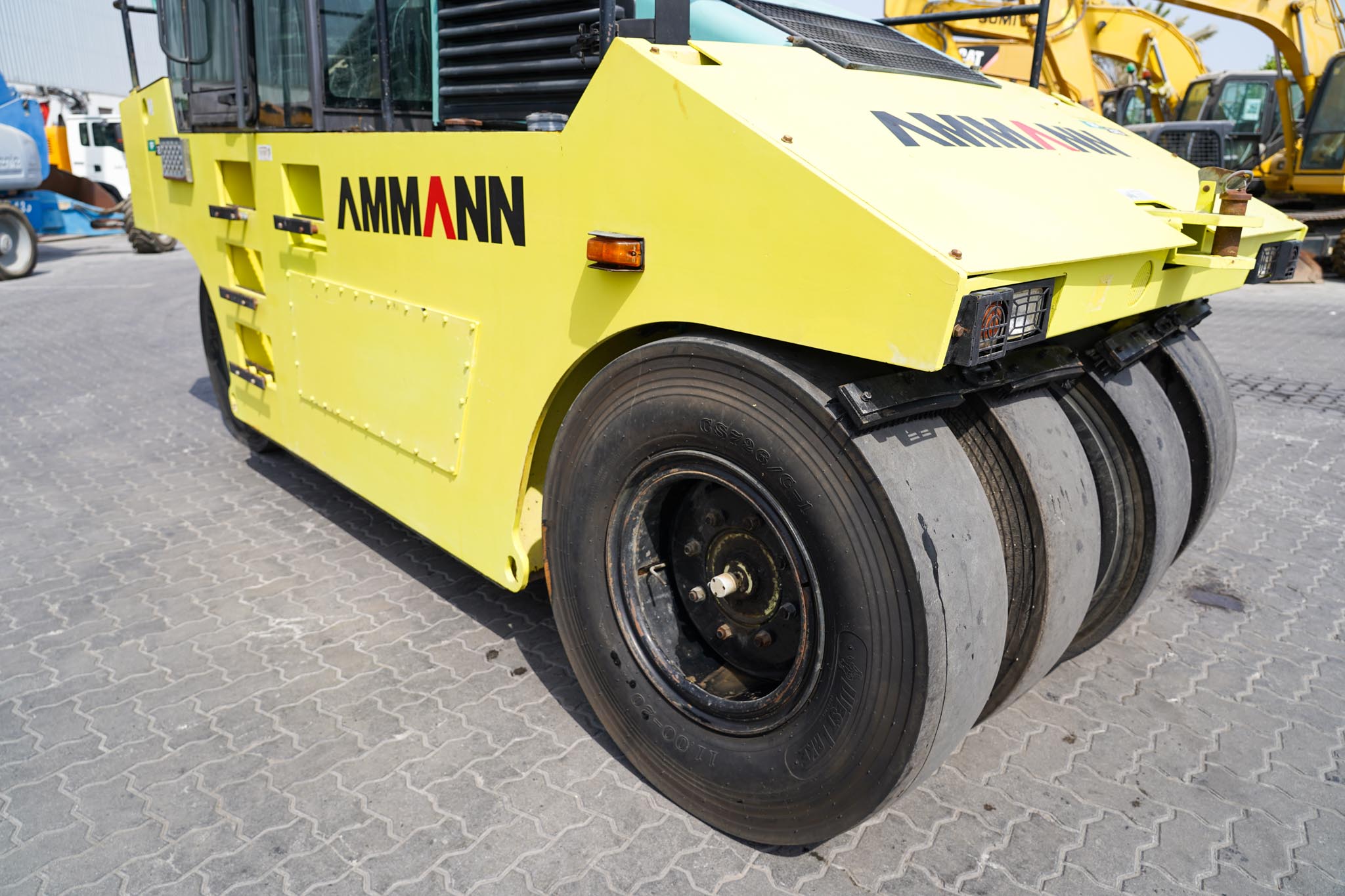 2008 Ammann AP 240 8 Wheel Pneumatic Roller - Image 12