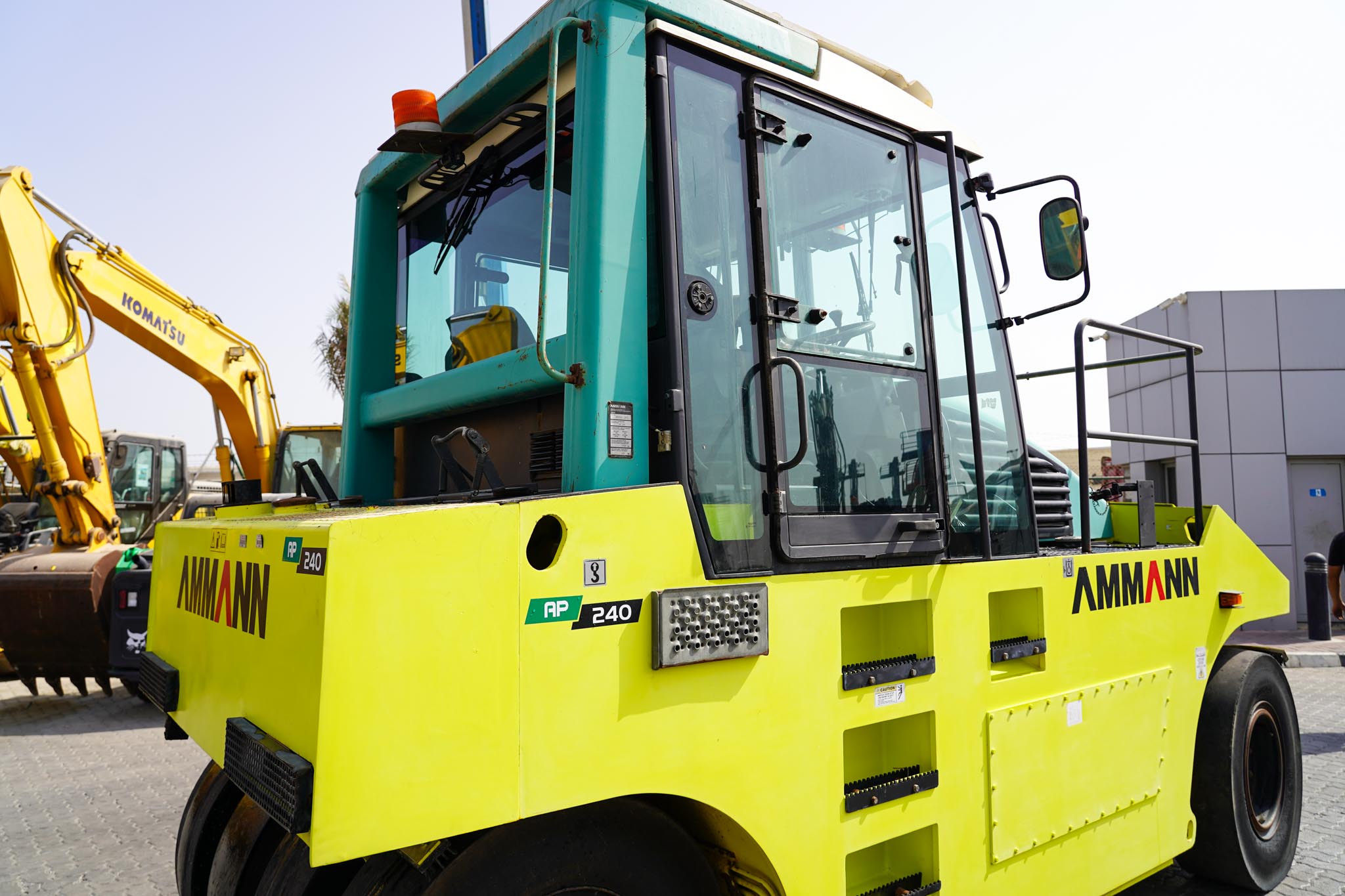 2007 Ammann AP 240 8 Wheel Pneumatic Roller - Image 11