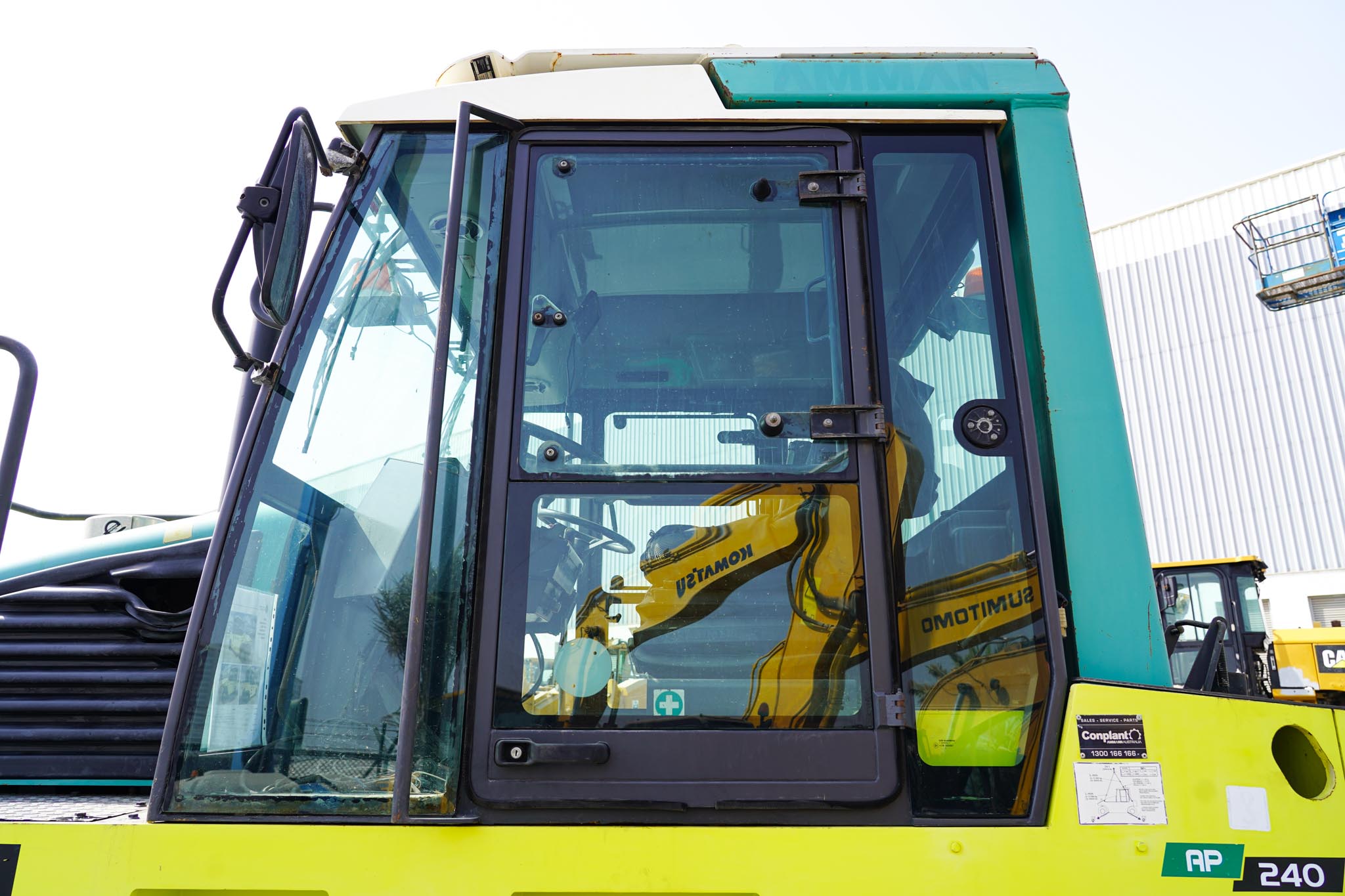 2007 Ammann AP 240 8 Wheel Pneumatic Roller - Image 16