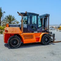 2014 DOOSAN D130S-5 12.50 Ton 27900 lb Pneumatic Tire Forklift - Image 2