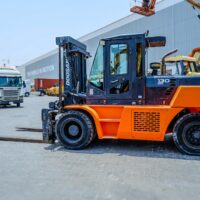 2014 DOOSAN D130S-5 12.50 Ton 27900 lb Pneumatic Tire Forklift - Image 14
