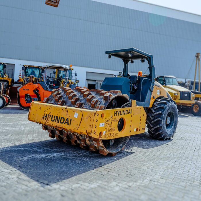 2016 HYUNDAI HR110C-9  Padfoot Drum Compactor