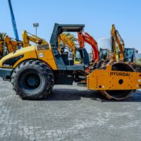 2016 HYUNDAI HR110C-9  Padfoot Drum Compactor - Image 4