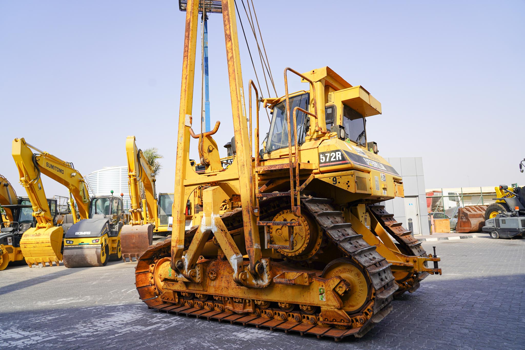1999 CAT 572R Pipe Layer - Image 2