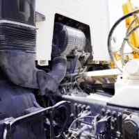 2019 RENAULT K440 Cement Mixer - Image 18