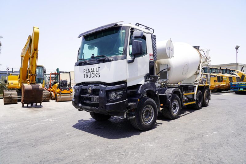 2019 RENAULT K440 Cement Mixer