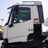 2019 RENAULT K440 Cement Mixer - Image 12