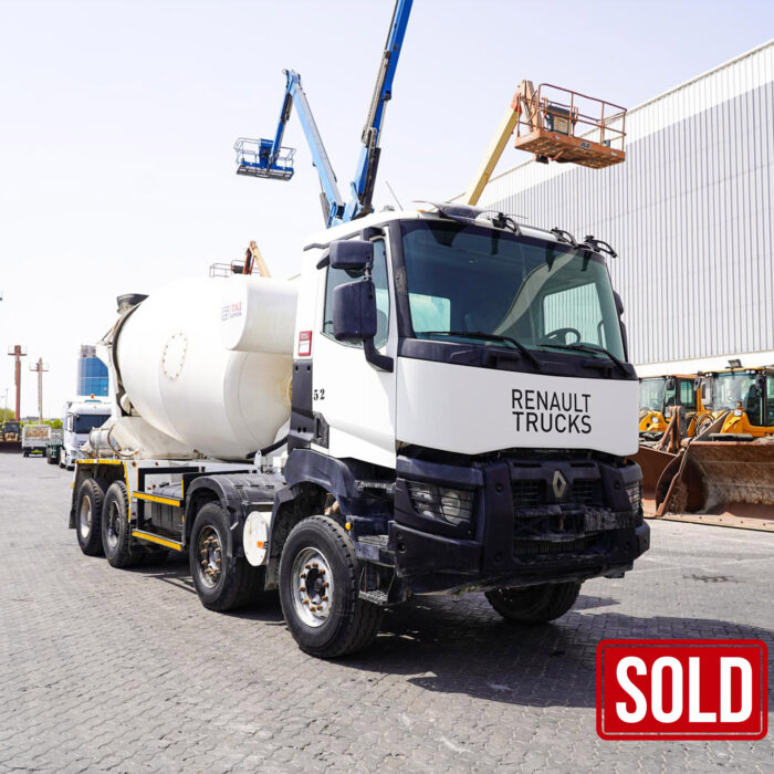 2019 RENAULT K440 Cement Mixer
