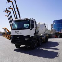 2019 RENAULT K440 Cement Mixer - Image 3
