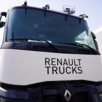 2019 RENAULT K440 Cement Mixer - Image 12