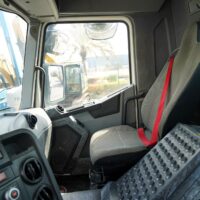 2019 RENAULT K440 Cement Mixer - Image 2