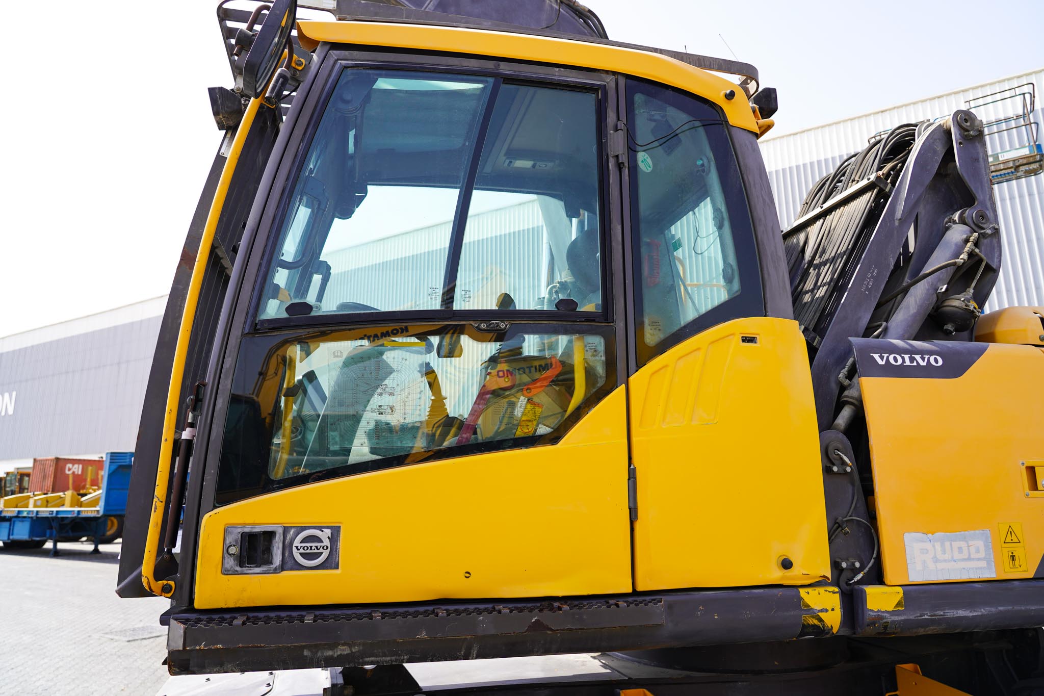 2014 VOLVO EW160D Wheel Excavator - Image 24