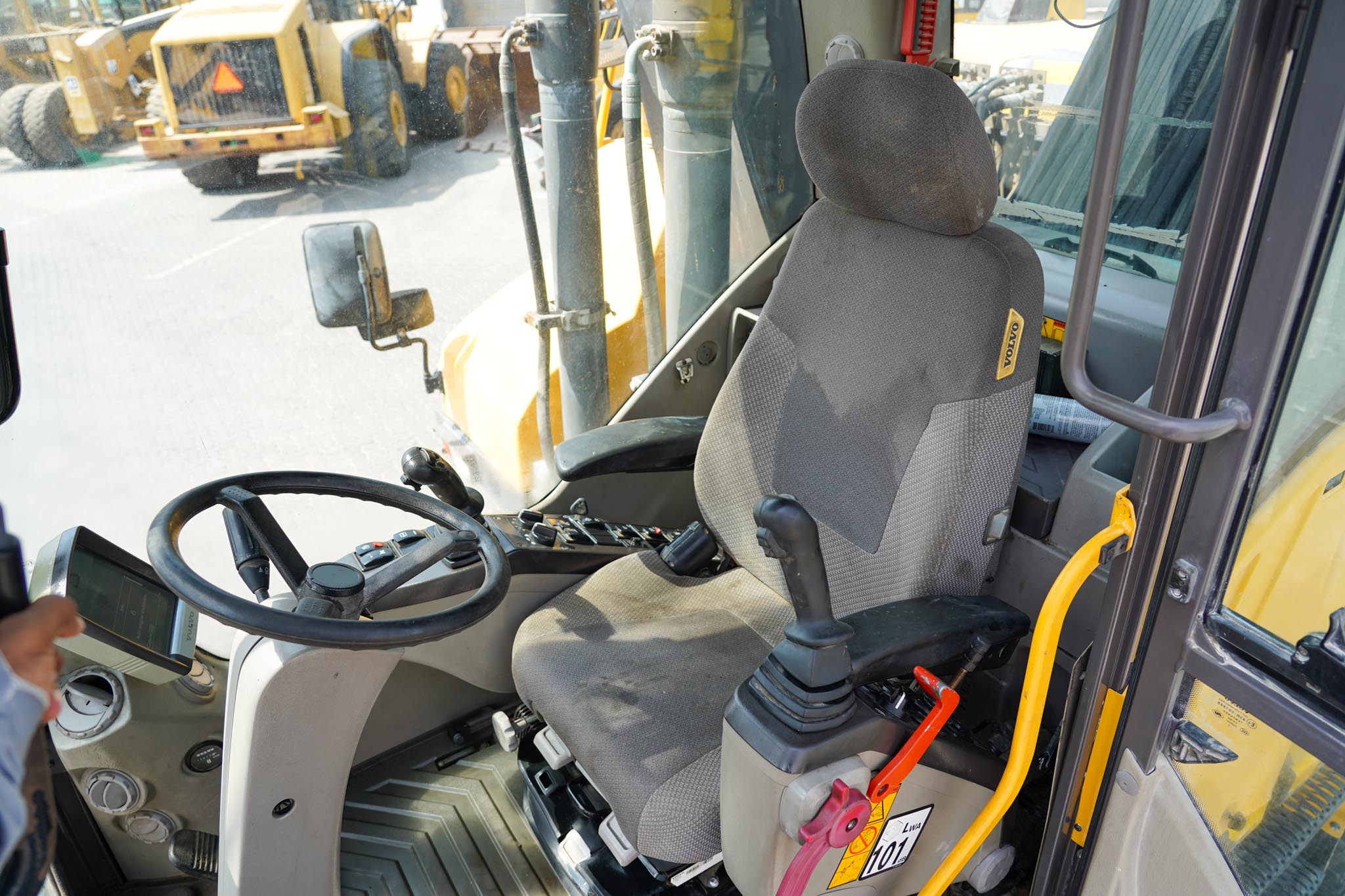 2014 VOLVO EW160D Wheel Excavator - Image 27