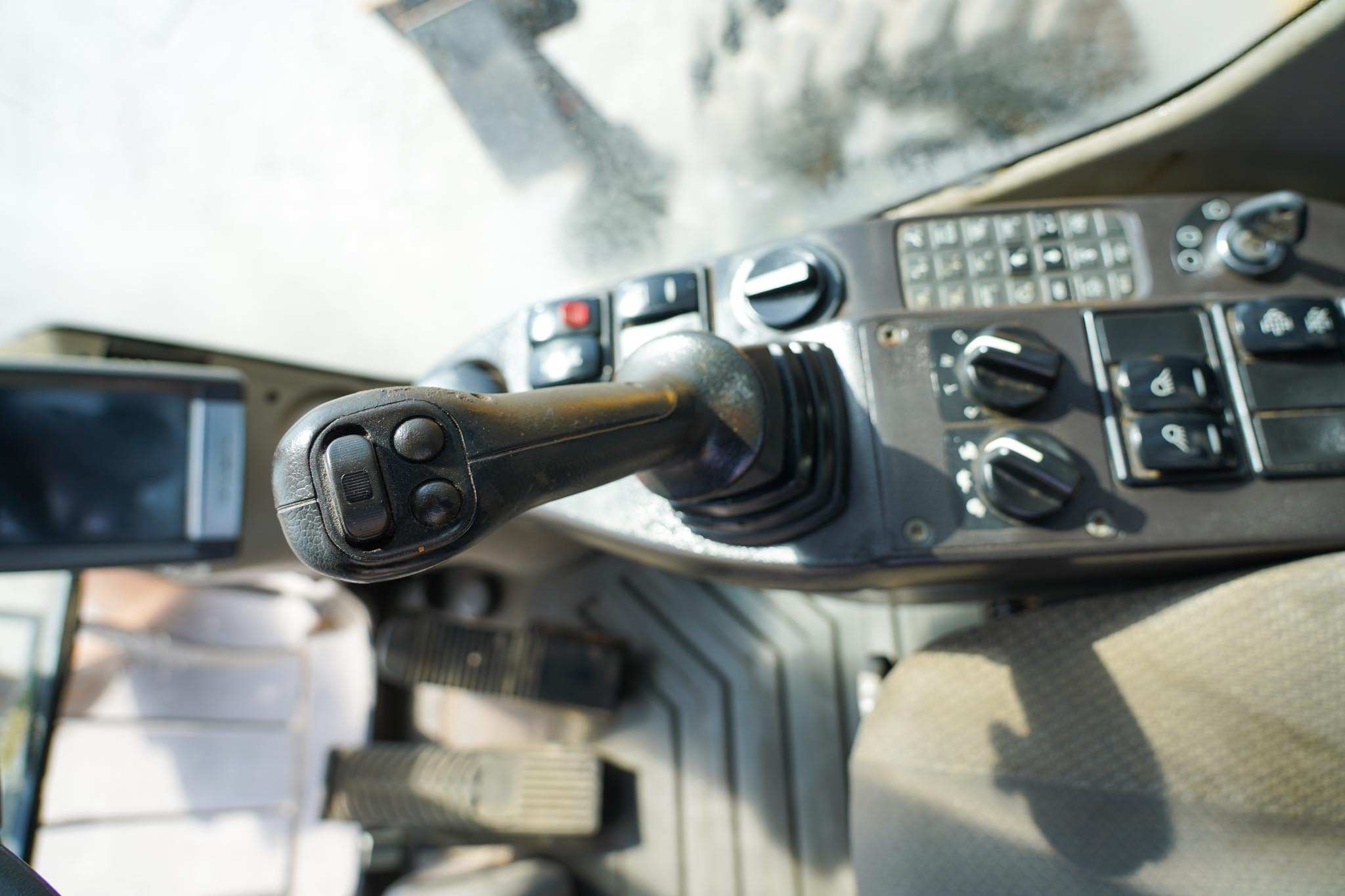 2014 VOLVO EW160D Wheel Excavator - Image 31