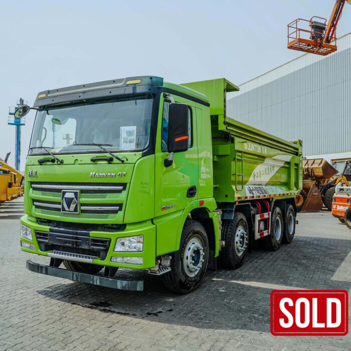 2021 XCMG NXG3310D5WEMX 8x4 Twin-Steer Sleeper Dump Truck (Unused)