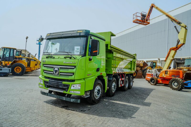 2021 XCMG NXG3310D5WEMX 8x4 Twin-Steer Sleeper Dump Truck (Unused)