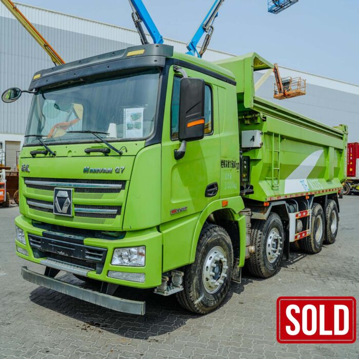 2021 XCMG NXG3310D5WEMX 8x4 Twin-Steer Sleeper Dump Truck (Unused)