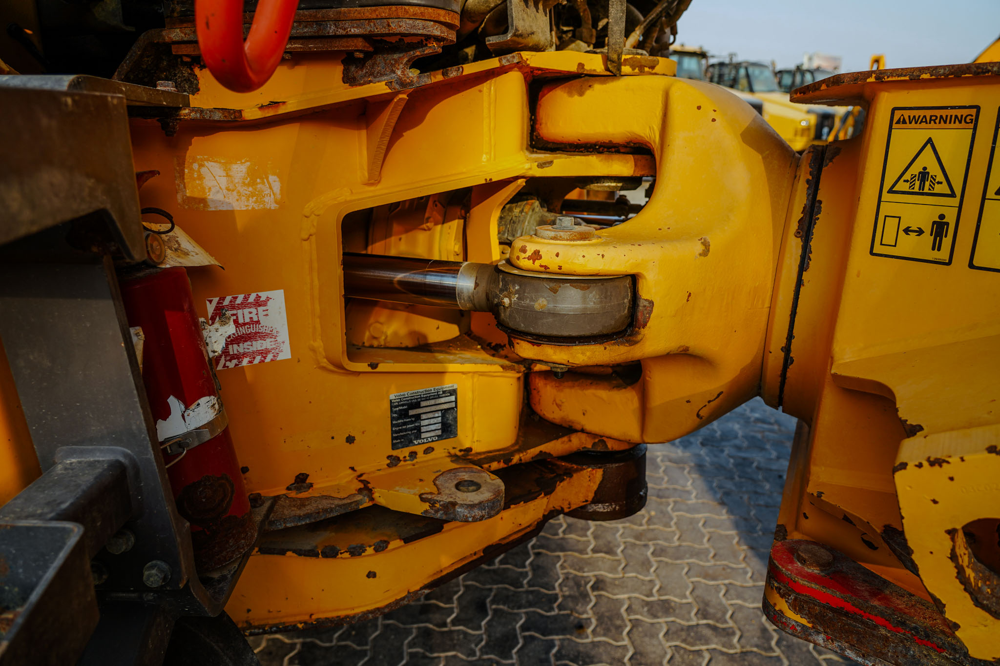 2016 VOLVO A40G Articulated Dump Truck - Image 8