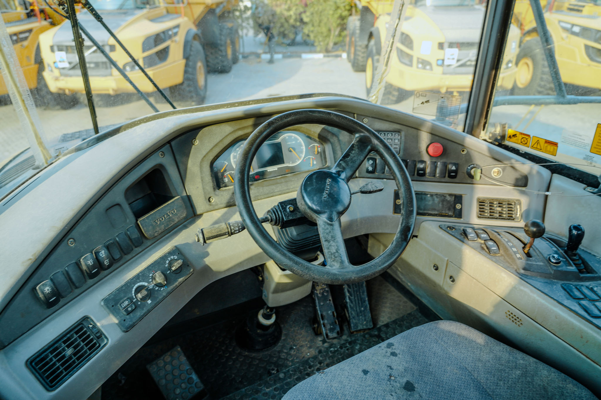 2016 VOLVO A40G Articulated Dump Truck - Image 11