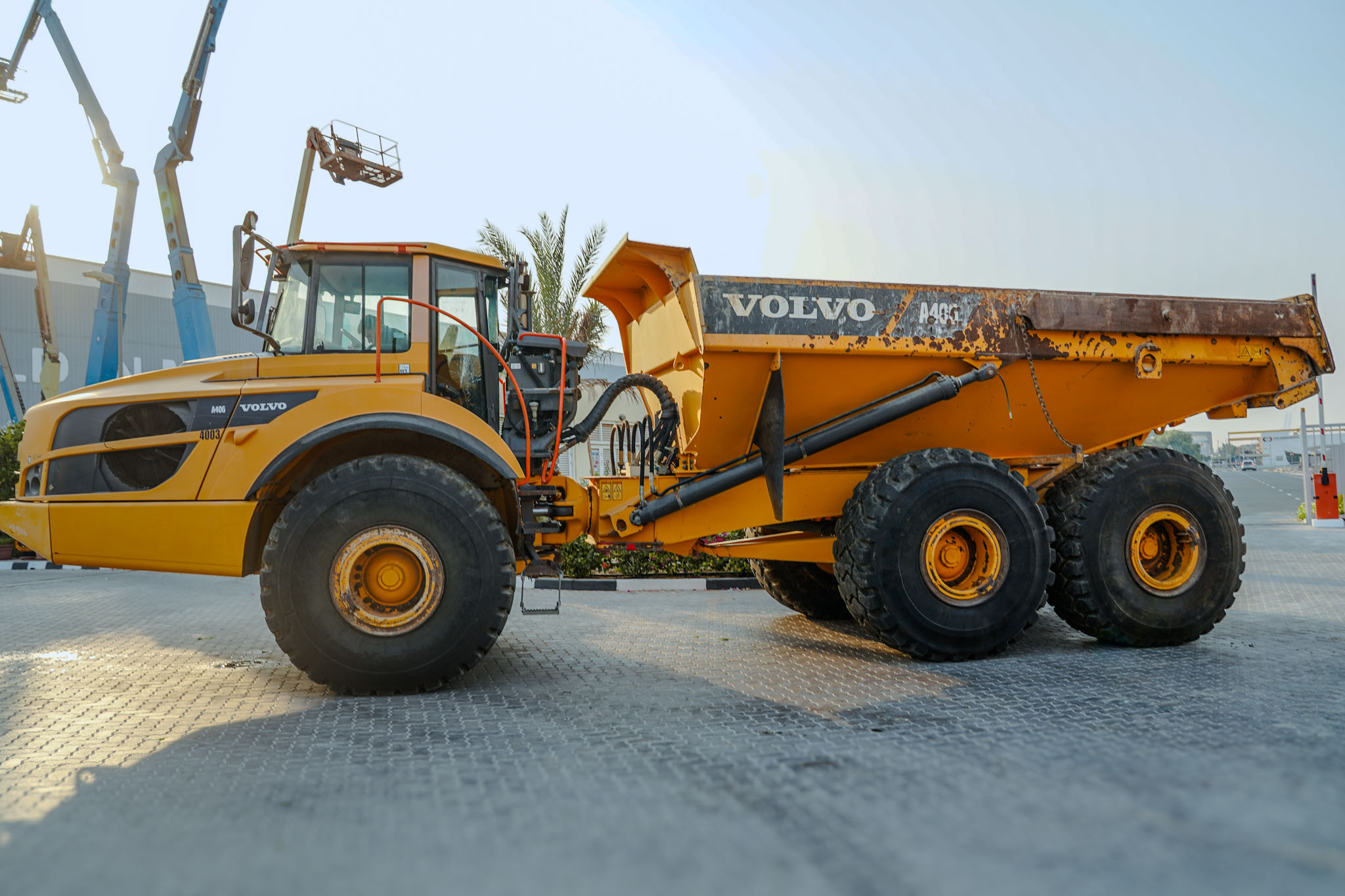 2016 VOLVO A40G Articulated Dump Truck - Image 11
