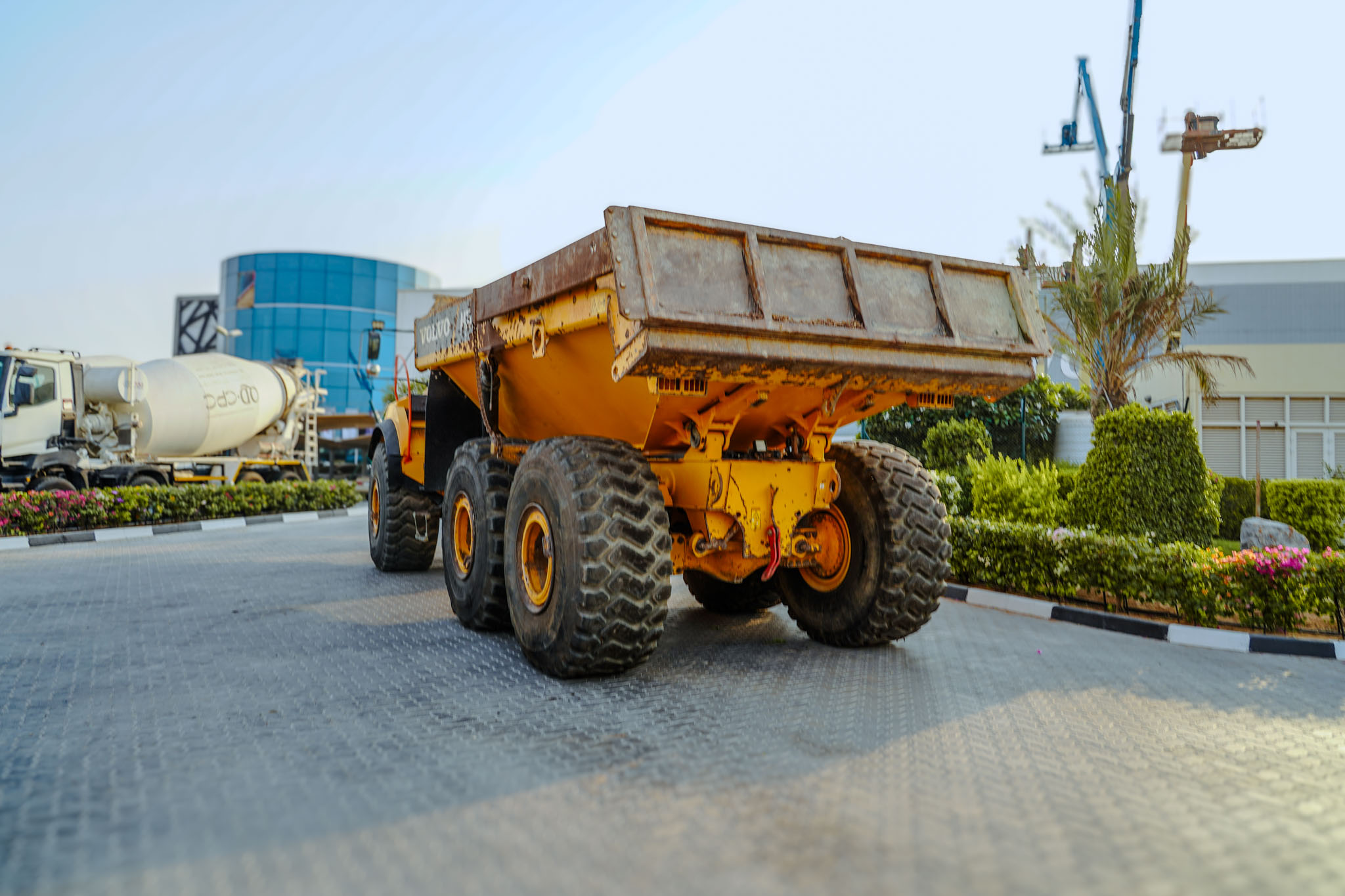 2016 VOLVO A40G Articulated Dump Truck - Image 2
