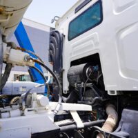 2019 RENAULT K440 Cement Mixer - Image 25