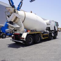 2019 RENAULT K440 Cement Mixer - Image 5