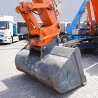 2011 HITACHI ZX330LC-3 Hydraulic Excavator - Image 5