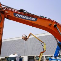 2017 DOOSAN DX300LC Hydraulic Excavator - Image 6