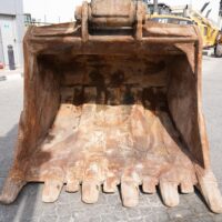 2017 VOLVO EC480DL Tracked Excavator - Image 7