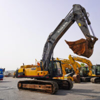 2017 VOLVO EC480DL Tracked Excavator - Image 6