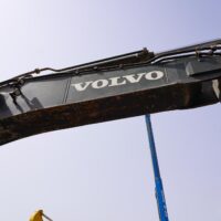 2017 VOLVO EC480DL Tracked Excavator - Image 12