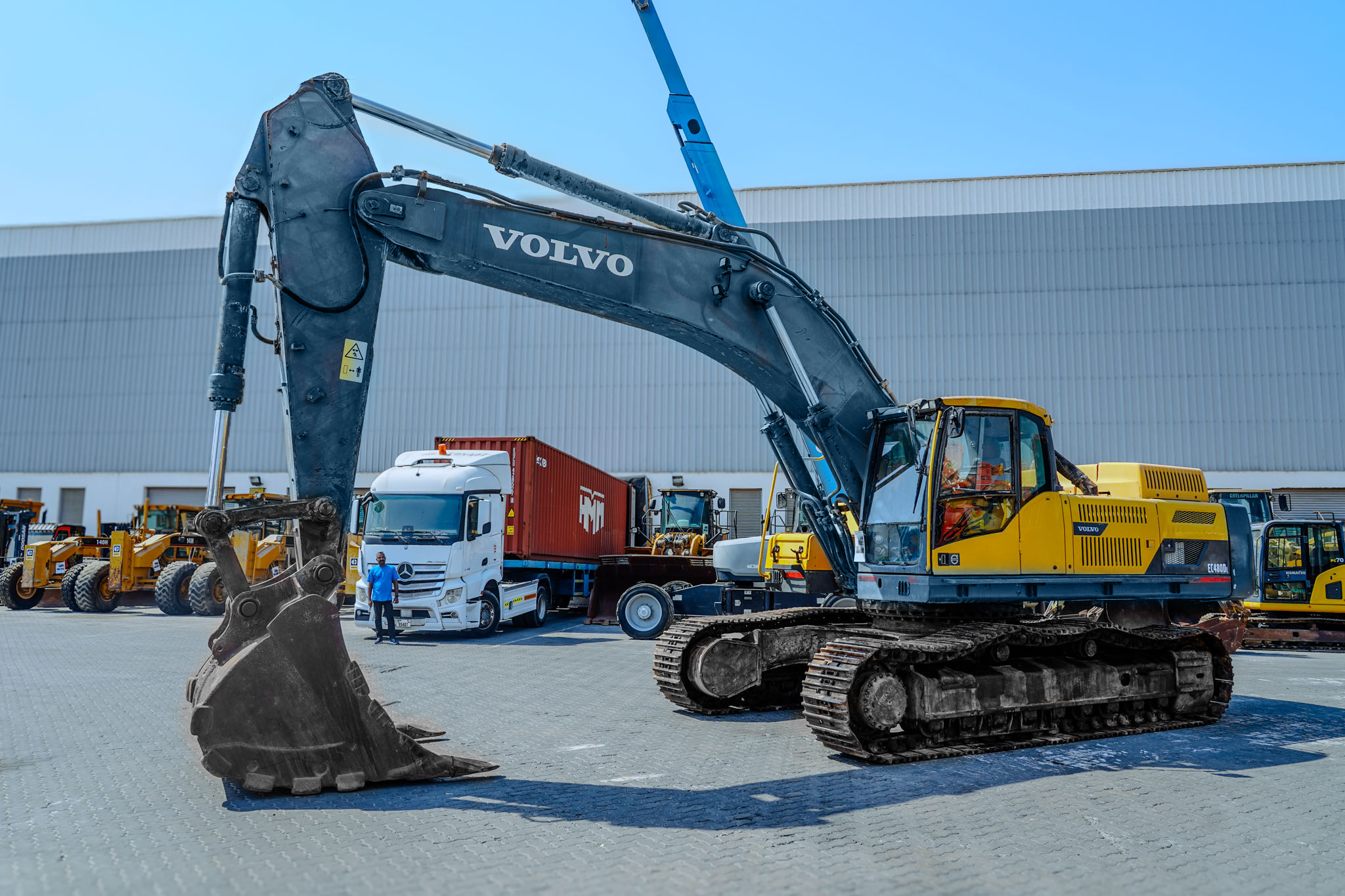 2017 VOLVO EC480DL Tracked Excavator - Image 29