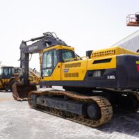 2016 VOLVO EC480DL Hydraulic Excavator - Image 3