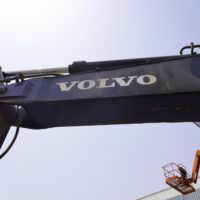 2016 VOLVO EC480DL Hydraulic Excavator - Image 25
