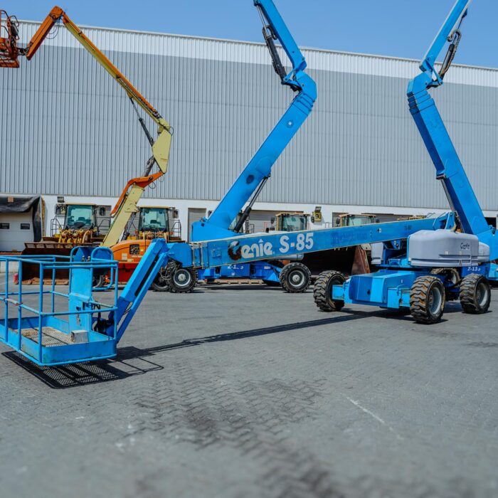 2006 GENIE S85 Boom Lift