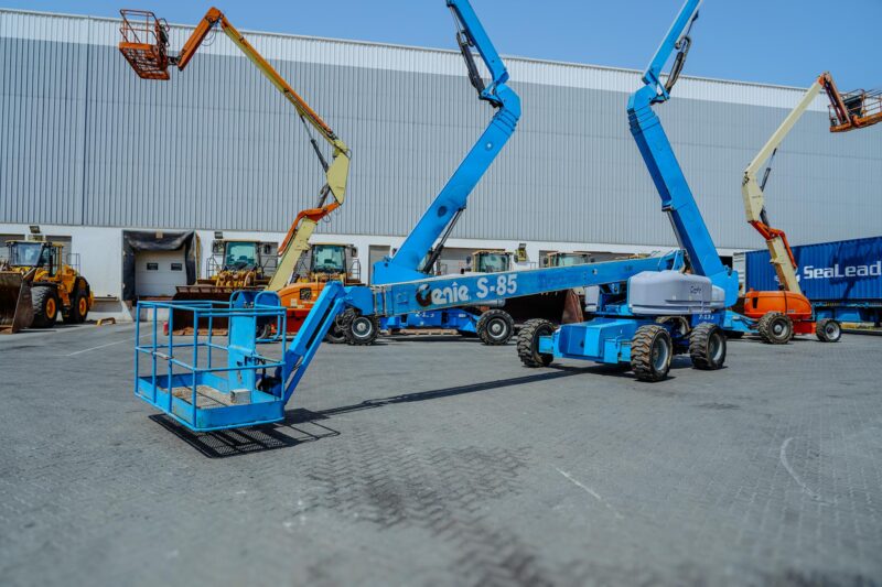 2006 GENIE S85 Boom Lift