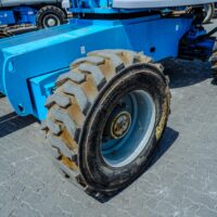 2006 GENIE S85 Boom Lift - Image 25