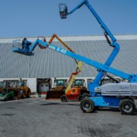 2006 GENIE S85 Boom Lift - Image 32