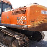 2010 HITACHI ZX350LC-3 Hydraulic Excavator - Image 18